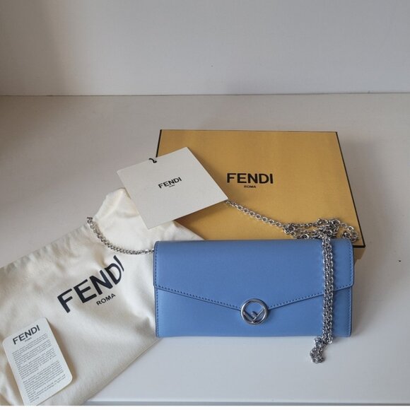 FENDI Continental Envelope Wallet On Chain - Picture 5 of 15